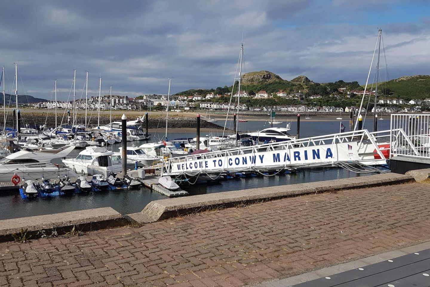 3 Bedroom Deganwy Sea View Beach House Ll31 Dış mekan fotoğraf